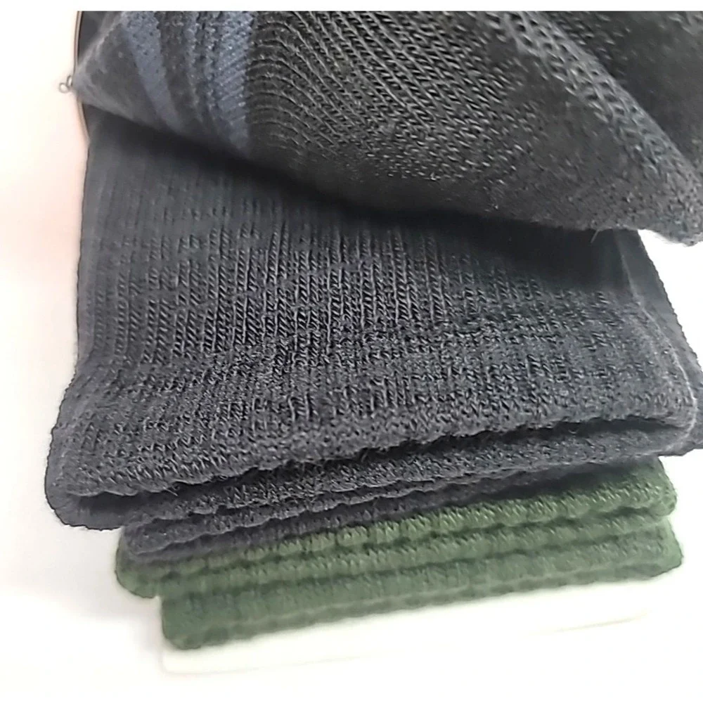 Men's Ozark Trail Wool Blend Crew Socks 3 Pair Size 6-12 Black Soot